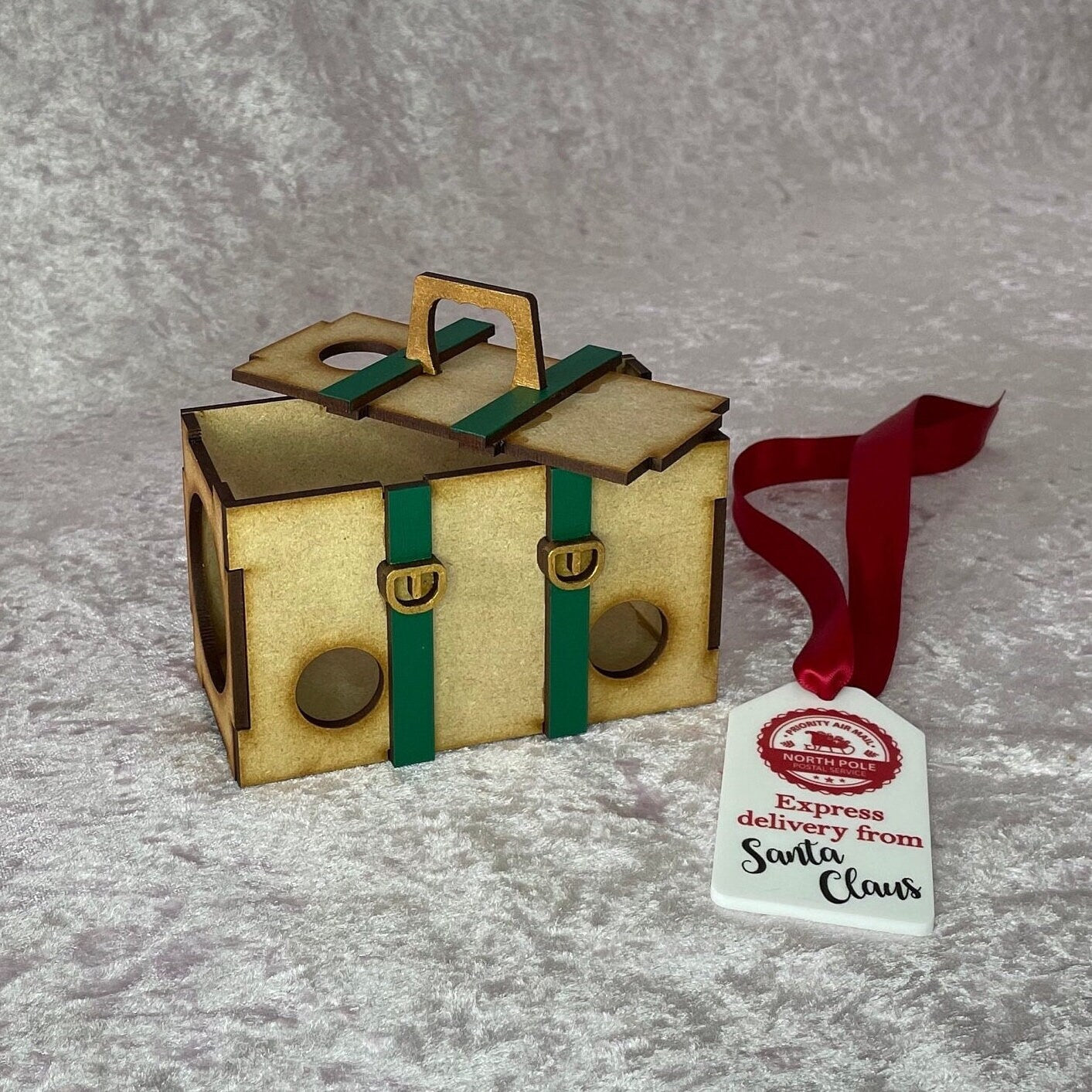 Christmas elf arrival suitcase sets