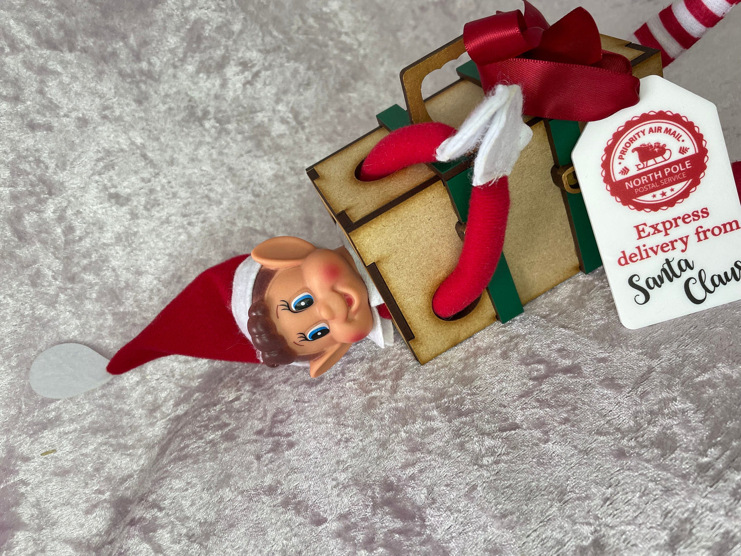 Christmas elf arrival suitcase sets
