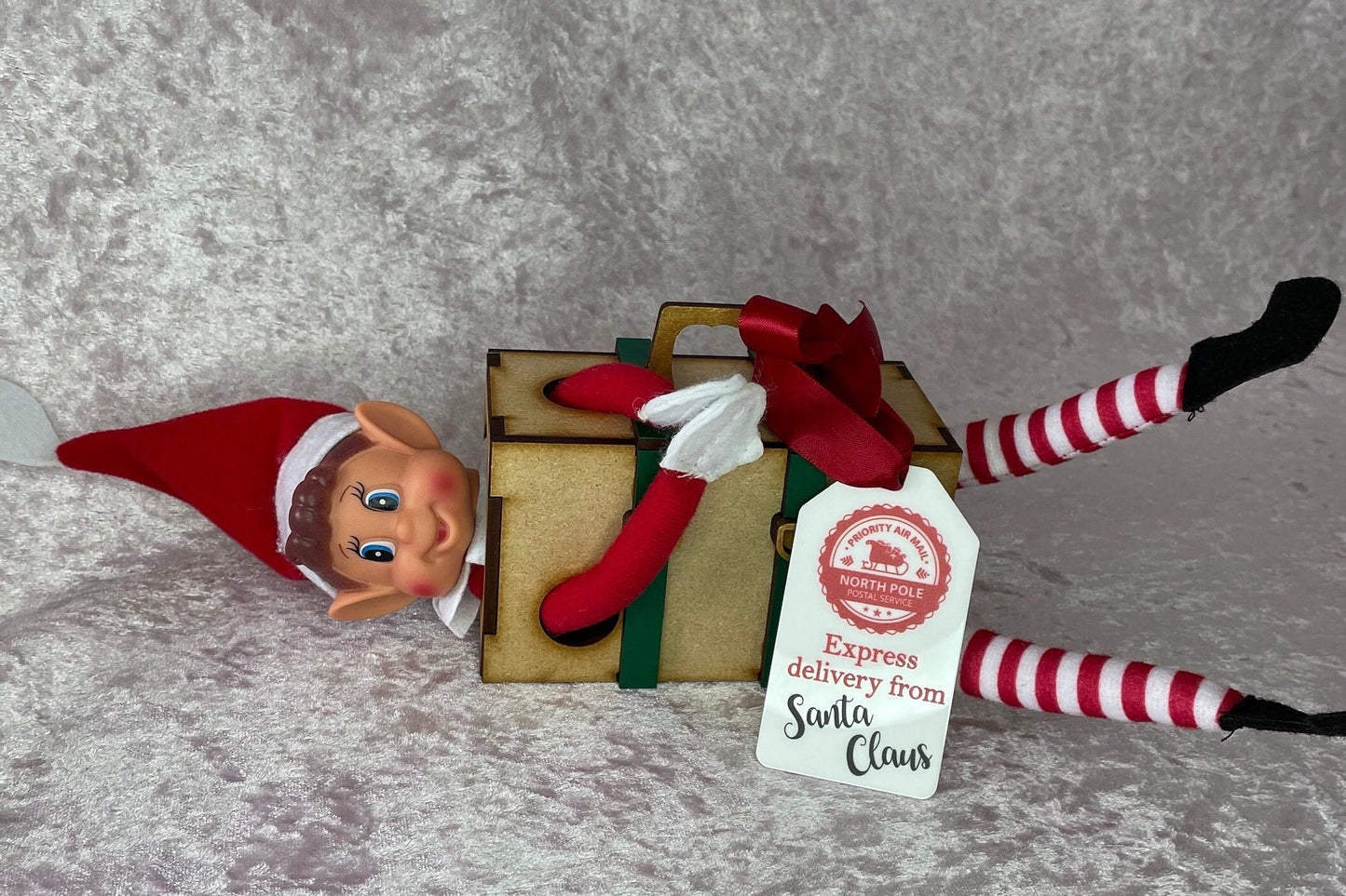 Christmas elf arrival suitcase sets