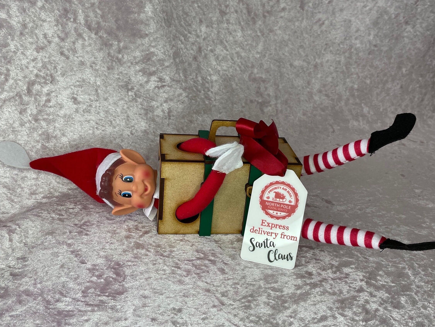 Christmas elf arrival suitcase sets